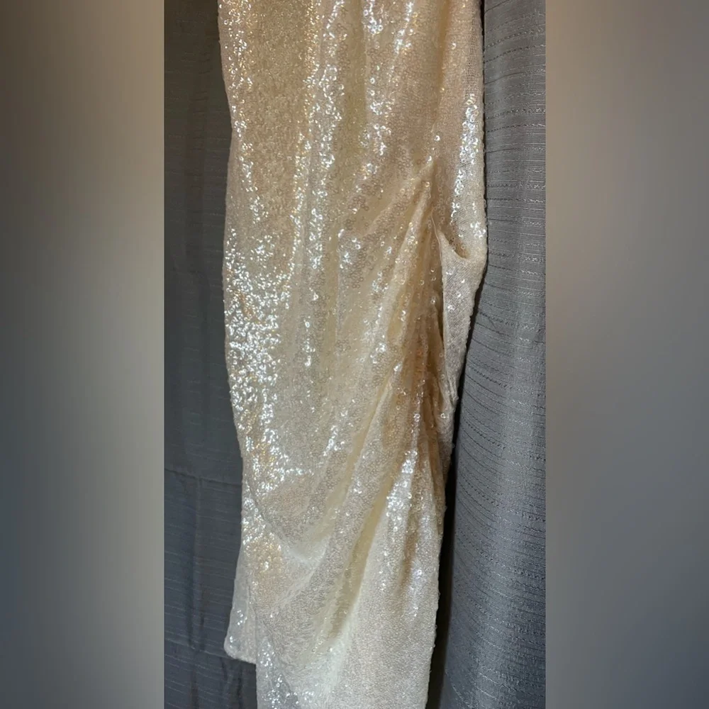 Amanda Uprichard cream sequined halter dress NWT (boutique) - Picture 5 of 10